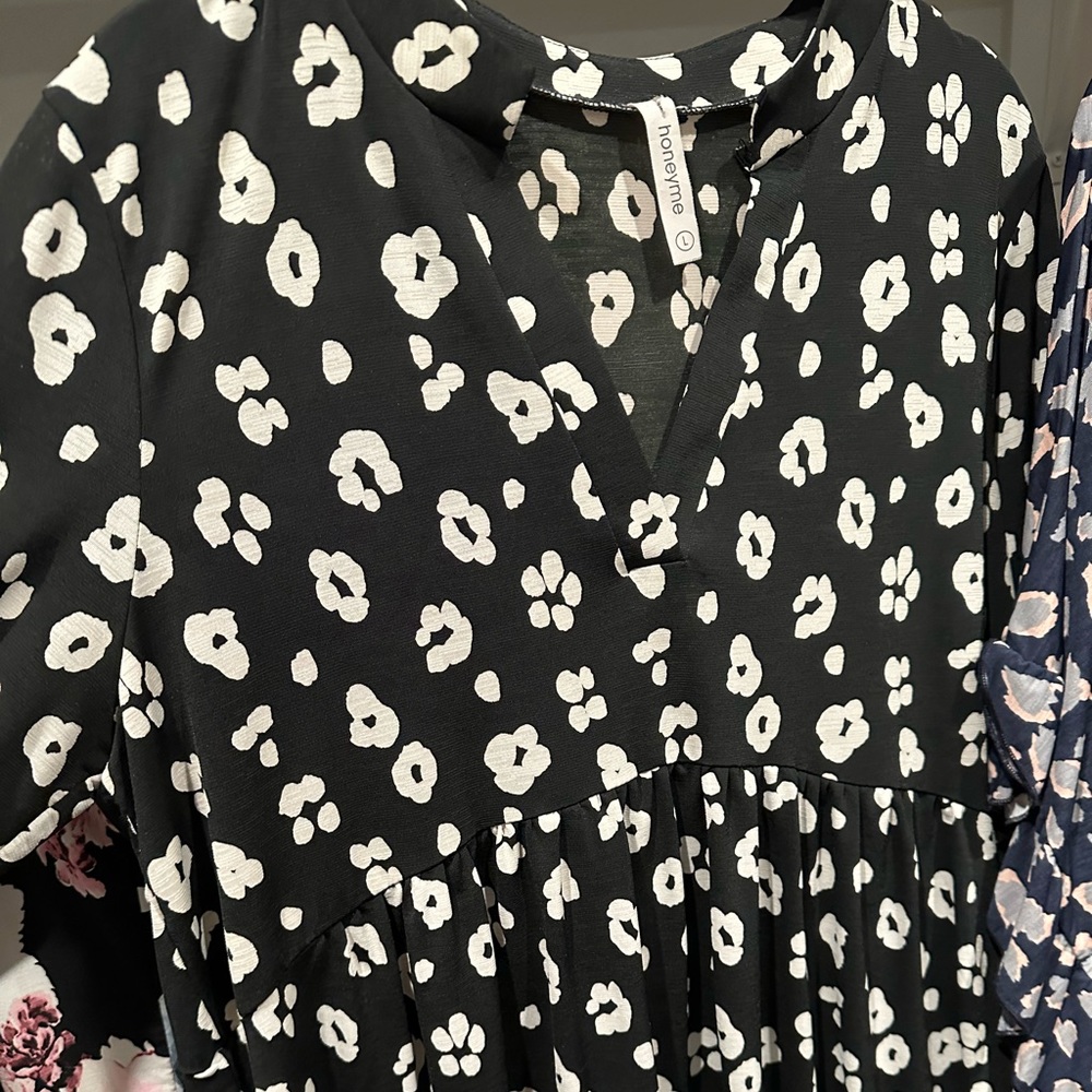 Honey Me Bundle super Cheap!!! Three tops for the price of one!